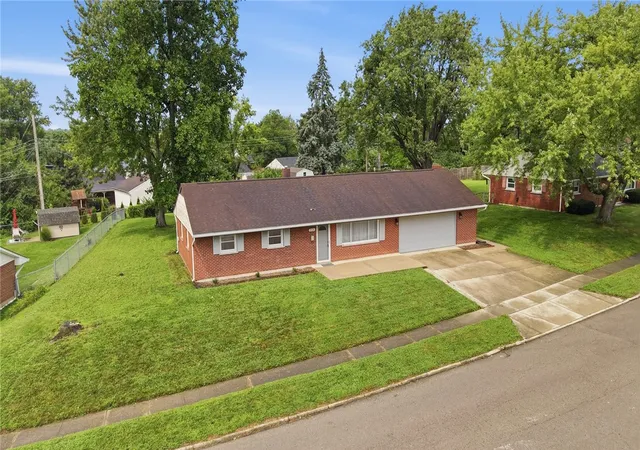 Photo 2 of Single family home for sale at 2821 Powhattan Pl, Dayton, OH 45420 | MLS# 966332 | Listing updated on 2026-09-27
