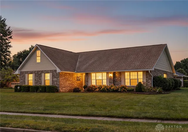 Photo 1 of Single family home for sale at 1295 Candlelite Ln, Fairborn, OH 45324 | MLS# 966166 | Listing updated on 2026-09-12