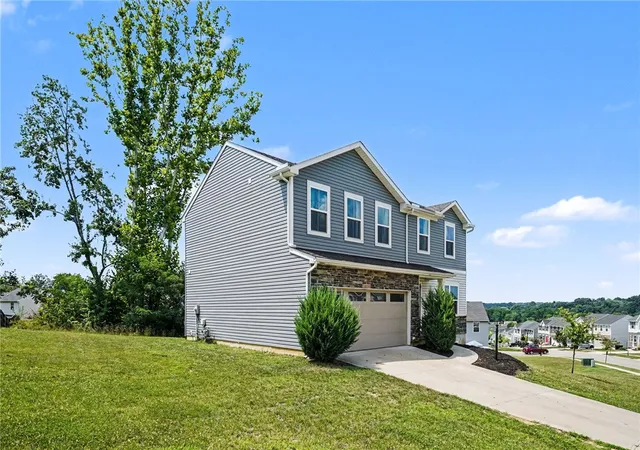 Photo 2 of Single family home for sale at 5737 Alpine Hts Dr, Morrow, OH 45152 | MLS# 966480 | Listing updated on 2026-09-09