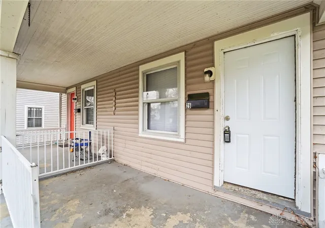 Listing Photo 4 - Condo for sale in building located at 24 W Beechwood Ave, Dayton, OH 45405