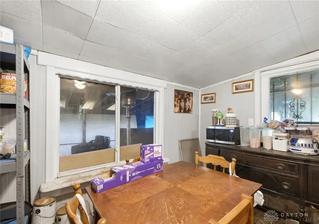 Photo 4 of Single family home for sale at 1914 Winona Dr, Middletown, OH 45042 | MLS# 966495 | Listing updated on 2026-09-14