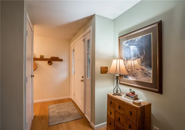 Photo 2 of Single family home for sale at 5066 Seville Dr, Englewood, OH 45322 | MLS# 966398 | Listing updated on 2026-09-13
