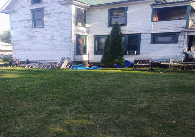 Listing Photo 2 - Condo for sale in building located at 148 Pleasant Ave, Mansfield, OH 44903
