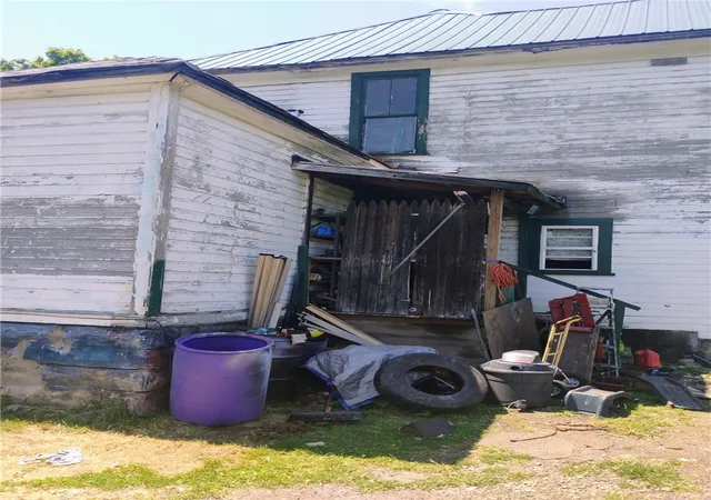 Listing Photo 3 - Condo for sale in building located at 148 Pleasant Ave, Mansfield, OH 44903