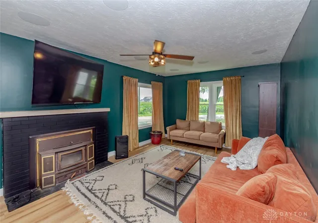 Photo 3 of Sale Pending at 7010 Troy Frederick Rd, Tipp City, OH 45371 | MLS# 966260 | Listing updated on 2026-09-30