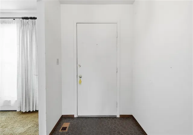 Photo 4 of Sale Pending at 1341 S Elm St, Dayton, OH 45449 | MLS# 965903 | Listing updated on 2026-08-31