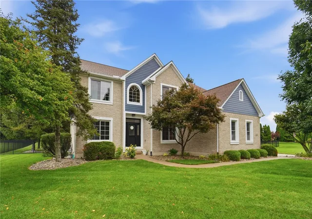 Photo 1 of Single family home for sale at 7260 Stone Ridge Dr, Springboro, OH 45066 | MLS# 966451 | Listing updated on 2026-09-03