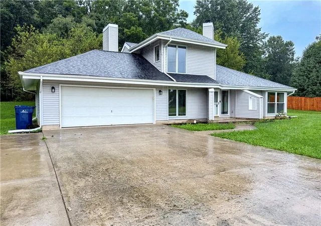 Photo 3 of Sale Pending at 199 Hatchet Dr, Eaton, OH 45320 | MLS# 966516 | Listing updated on 2026-09-28