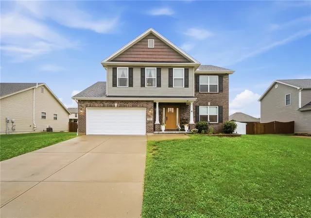 Photo 1 of Single family home for sale at 254 Auburn Meadows Ct, Franklin, OH 45005 | MLS# 966410 | Listing updated on 2026-09-13