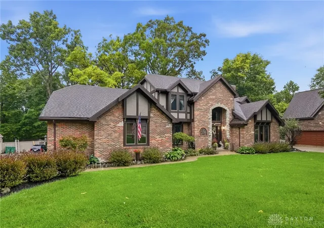 Photo 3 of Single family home for sale at 7670 Whispering Oaks Trl, Tipp City, OH 45371 | MLS# 966477 | Listing updated on 2026-10-06