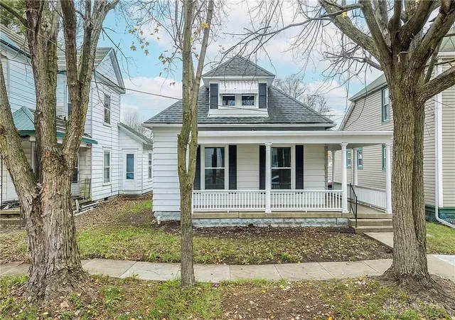 Photo 3 of Single family home for sale at 420 S Roosevelt Ave, Piqua, OH 45356 | MLS# 966575 | Listing updated on 2026-09-21