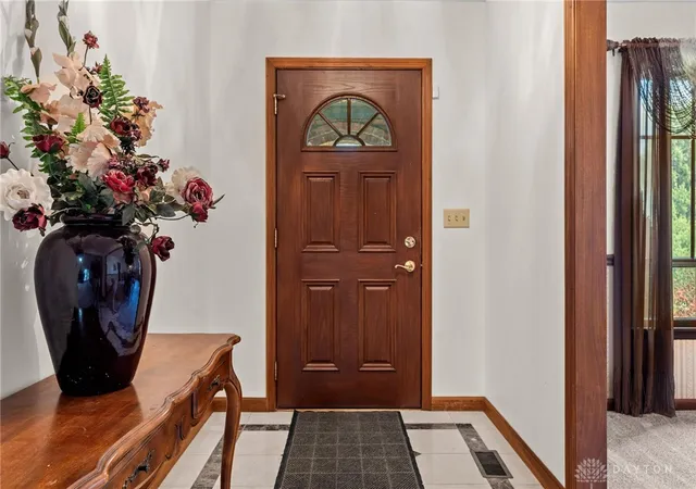 Photo 3 of Sale Pending at 8495 Highmount Dr, Springboro, OH 45066 | MLS# 966584 | Listing updated on 2026-09-04
