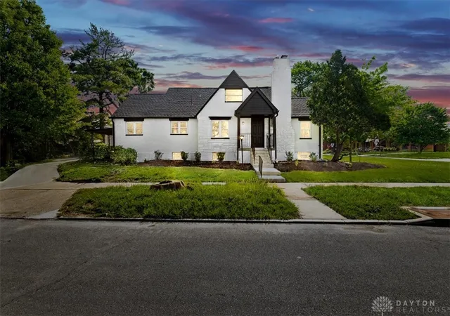 Photo 2 of Single family home for sale at 2860 Shafor Blvd, Dayton, OH 45419 | MLS# 966609 | Listing updated on 2026-09-11