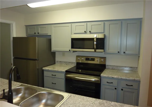 Photo 2 of Condo for sale at 6630 Green Branch Dr #7, Dayton, OH 45459 | MLS# 966636 | Listing updated on 2026-09-09