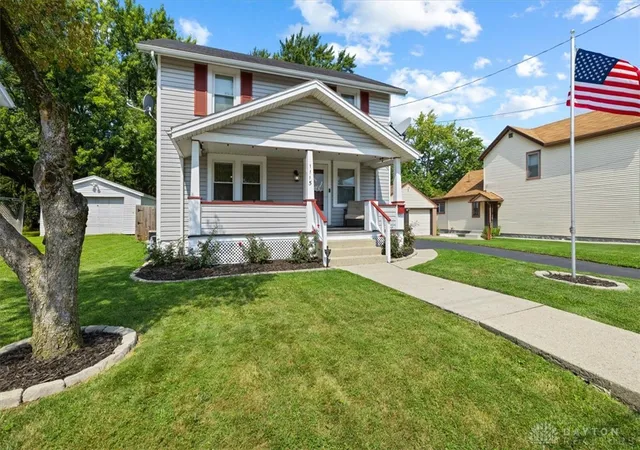 Photo 2 of Single family home for sale at 1115 Beacon St, Springfield, OH 45505 | MLS# 966674 | Listing updated on 2026-09-20