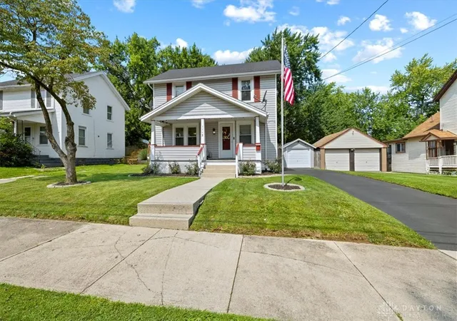 Photo 3 of Single family home for sale at 1115 Beacon St, Springfield, OH 45505 | MLS# 966674 | Listing updated on 2026-10-30