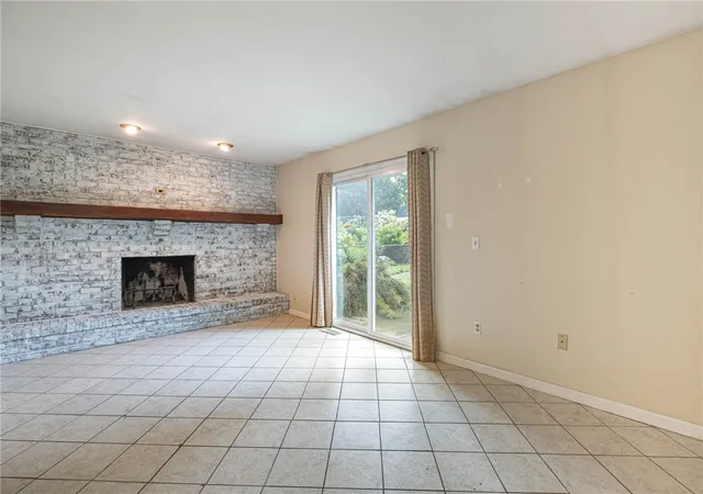 Photo 3 of Single family home for sale at 5404 Quisenberry Dr, Dayton, OH 45424 | MLS# 966481 | Listing updated on 2026-09-09