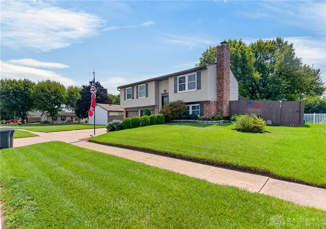 Photo 3 of Single family home for sale at 768 Mariclaire Ave, Vandalia, OH 45377 | MLS# 966700 | Listing updated on 2026-09-23