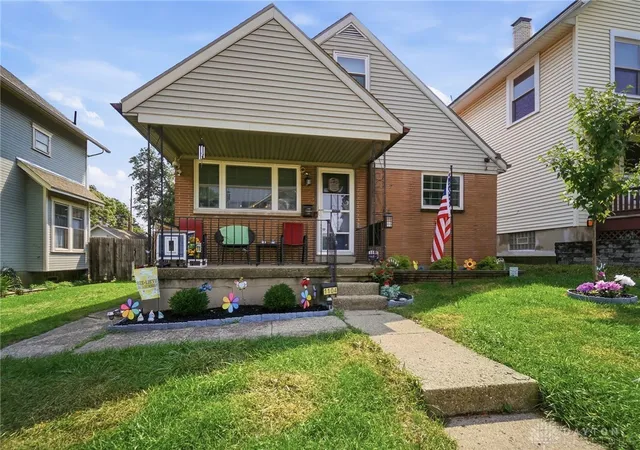 Photo 3 of Single family home for sale at 1104 Creighton Ave, Dayton, OH 45420 | MLS# 966706 | Listing updated on 2026-09-14