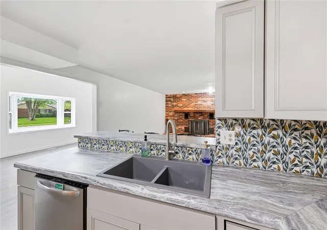 Photo 3 of Single family home for sale at 5880 Charlesgate Rd, Dayton, OH 45424 | MLS# 966538 | Listing updated on 2026-09-10