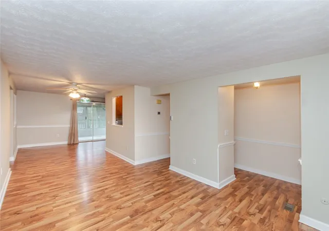 Photo 3 of Single family home for sale at 307 Flanders Ave, Brookville, OH 45309 | MLS# 966726 | Listing updated on 2026-09-10