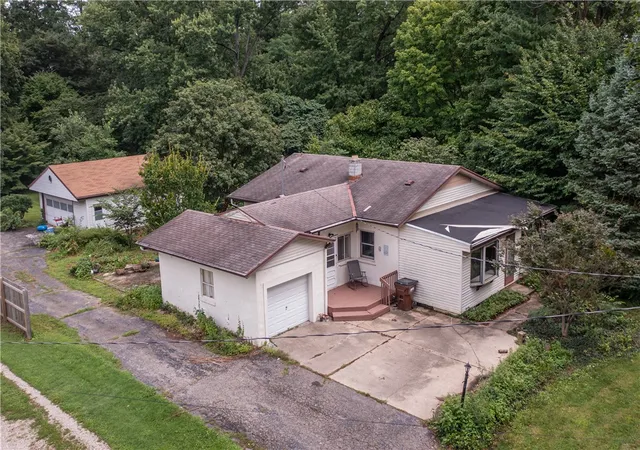 Photo 2 of Sale Pending at 420 Grange Hall Rd, Beavercreek, OH 45430 | MLS# 966587 | Listing updated on 2026-09-19