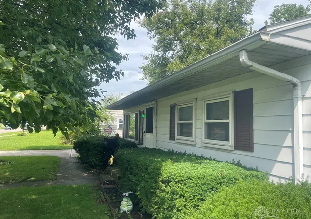 Photo 1 of Single family home for sale at 124 Helke Rd, Vandalia, OH 45377 | MLS# 966760 | Listing updated on 2026-09-29