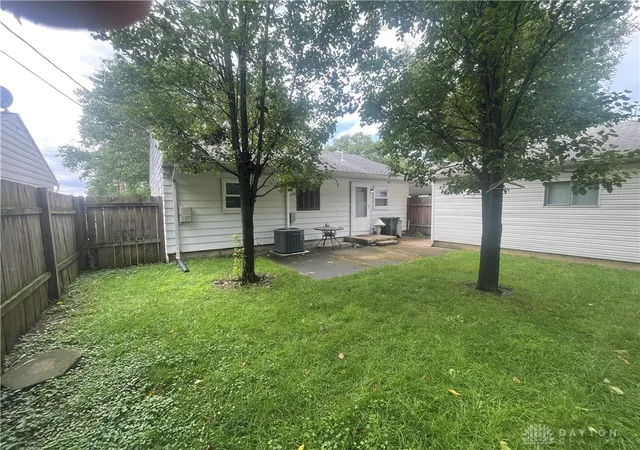 Photo 4 of Single family home for sale at 124 Helke Rd, Vandalia, OH 45377 | MLS# 966760 | Listing updated on 2026-09-29