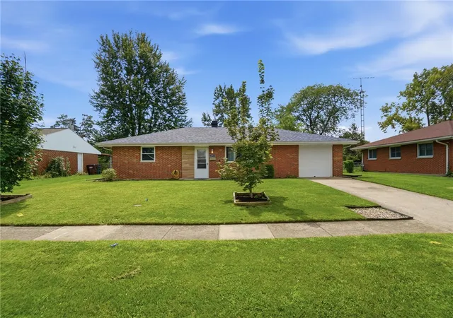 Photo 1 of Single family home for sale at 2313 Candlewood Dr, Dayton, OH 45419 | MLS# 966271 | Listing updated on 2026-08-30