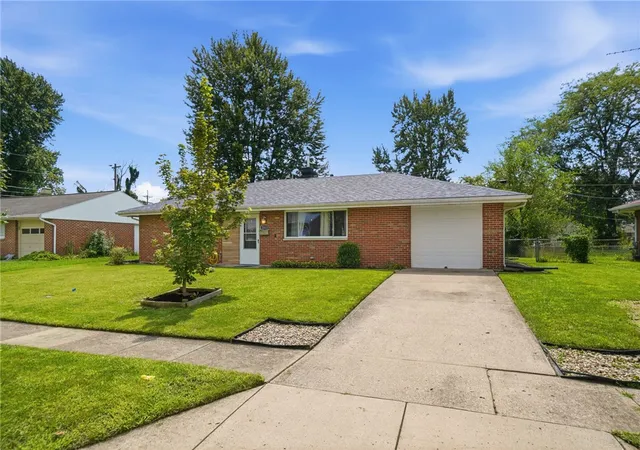 Photo 2 of Single family home for sale at 2313 Candlewood Dr, Dayton, OH 45419 | MLS# 966271 | Listing updated on 2026-08-30