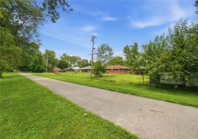 Photo 45 of Single family home for sale at 2313 Candlewood Dr, Dayton, OH 45419 | MLS# 966271 | Listing updated on 2026-08-30