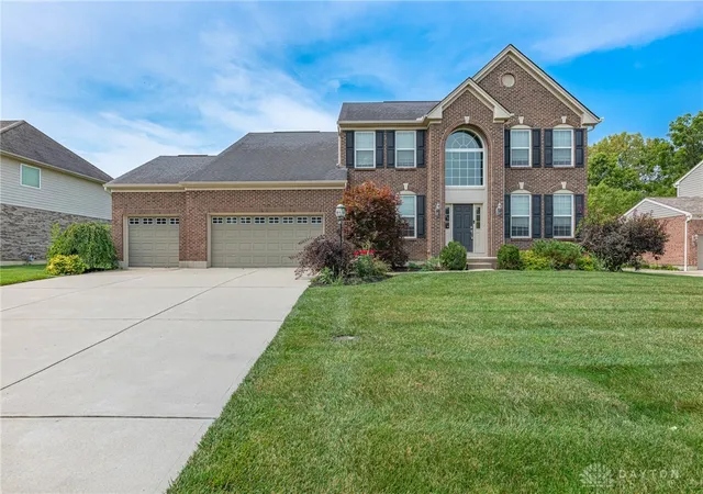 Photo 1 of Single family home for sale at 10049 Meadow Woods Ln, Dayton, OH 45458 | MLS# 966778 | Listing updated on 2026-09-11
