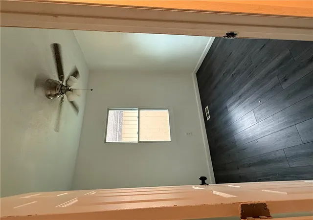 Photo 4 of Single family home for sale at 330 Middle St, Dayton, OH 45402 | MLS# 966808 | Listing updated on 2026-09-13