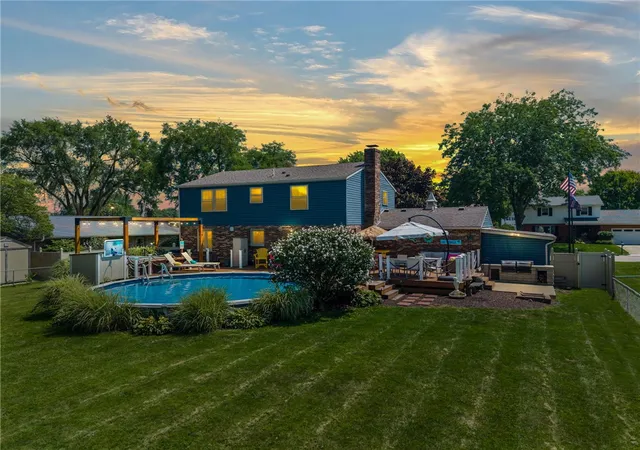 Photo 2 of Single family home for sale at 1914 Beckert Dr, Piqua, OH 45356 | MLS# 966797 | Listing updated on 2026-09-30