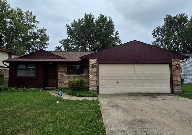 Photo 2 of Single family home for sale at 6266 Shull Rd, Dayton, OH 45424 | MLS# 966841 | Listing updated on 2026-10-06