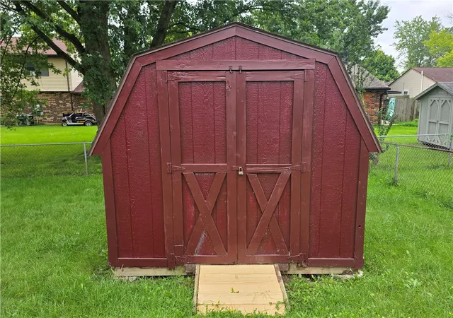 Photo 3 of Single family home for sale at 6266 Shull Rd, Dayton, OH 45424 | MLS# 966841 | Listing updated on 2026-10-06
