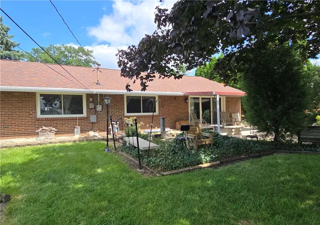 Photo 3 of Single family home for sale at 5702 Storck Dr, Dayton, OH 45424 | MLS# 966843 | Listing updated on 2026-09-19