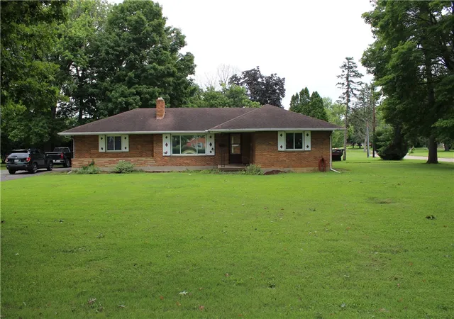 Photo 4 of Sale Pending at 1180 S Alex Rd, Dayton, OH 45449 | MLS# 966850 | Listing updated on 2026-10-05