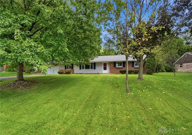Photo 2 of Single family home for sale at 5544 Waterloo Rd, Dayton, OH 45459 | MLS# 966342 | Listing updated on 2026-09-20