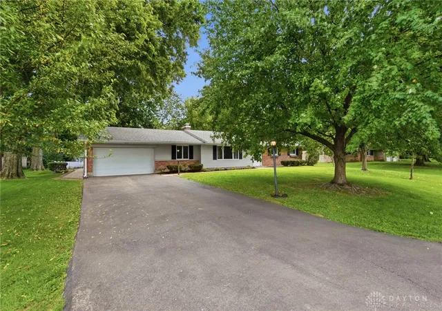 Photo 3 of Single family home for sale at 5544 Waterloo Rd, Dayton, OH 45459 | MLS# 966342 | Listing updated on 2026-09-20