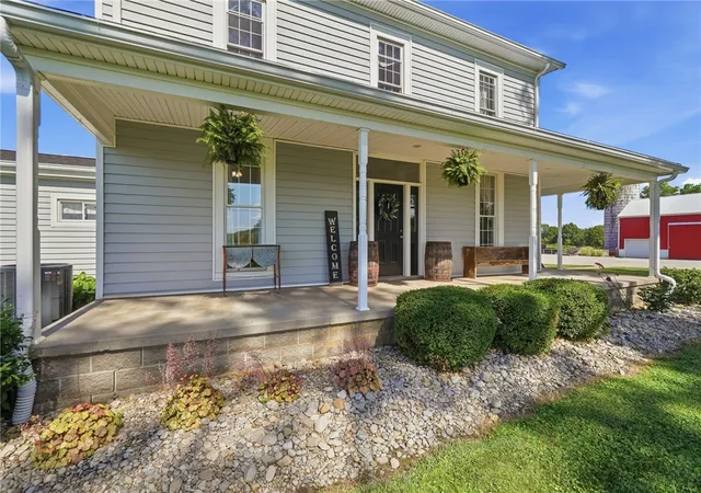 Photo 3 of Sale Pending at 1040 Jeffrey Rd, Oregonia, OH 45054 | MLS# 966874 | Listing updated on 2026-09-11