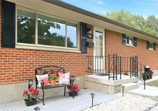 Single family home for sale at 4186 Nedra Dr, Bellbrook, OH 45305 | MLS# 966384