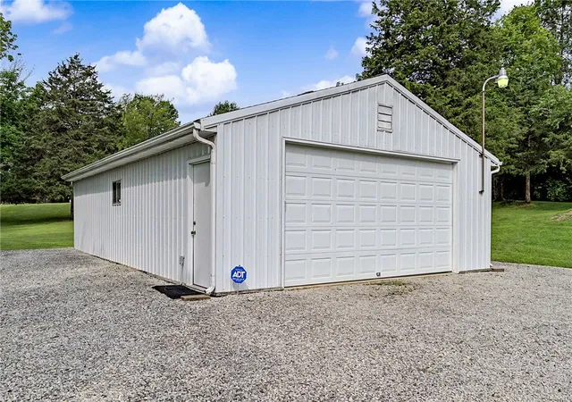Photo 3 of Sale Pending at 6485 Wengerlawn Rd, Brookville, OH 45309 | MLS# 966999 | Listing updated on 2026-10-04