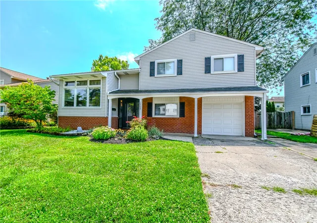 Photo 2 of Sale Pending at 1708 Dutchess, Dayton, OH 45420 | MLS# 966813 | Listing updated on 2026-08-31