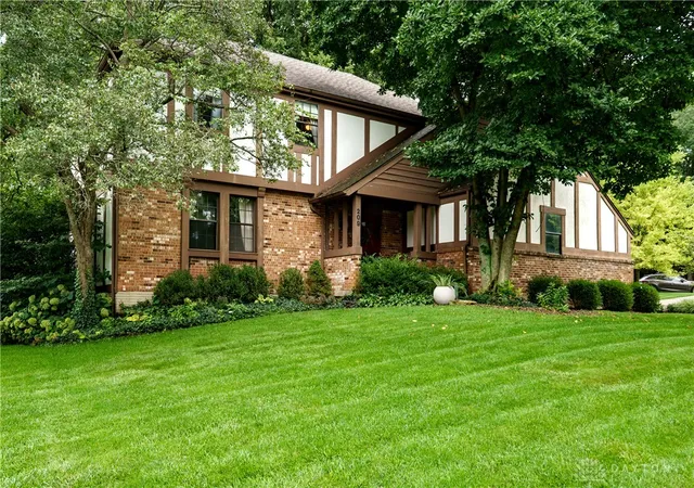 Photo 2 of Single family home for sale at 209 Kimbary Dr, Dayton, OH 45458 | MLS# 966777 | Listing updated on 2026-09-11