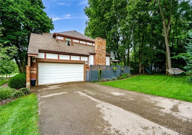 Photo 33 of Single family home for sale at 209 Kimbary Dr, Dayton, OH 45458 | MLS# 966777 | Listing updated on 2026-09-11