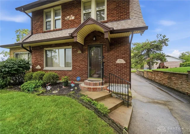 Photo 3 of Sale Pending at 3911 E 4th Street, Dayton, OH 45403 | MLS# 966968 | Listing updated on 2026-09-07