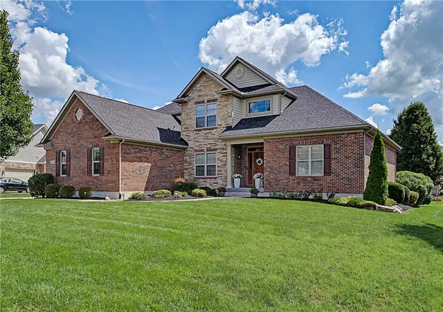Photo 2 of Single family home for sale at 2054 Stablehand Dr, Dayton, OH 45458 | MLS# 966349 | Listing updated on 2026-10-01