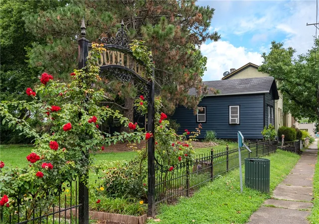Photo 2 of Single family home for sale at 609 Hickory St, Dayton, OH 45410 | MLS# 966827 | Listing updated on 2026-09-09