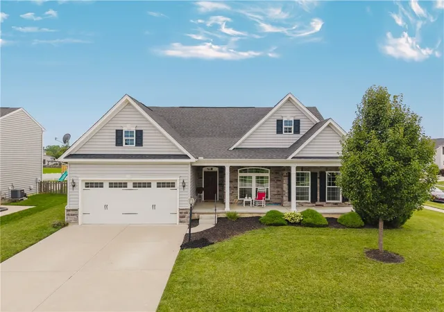 Photo 2 of Single family home for sale at 3200 Dry Run St, Tipp City, OH 45371 | MLS# 967018 | Listing updated on 2026-09-23